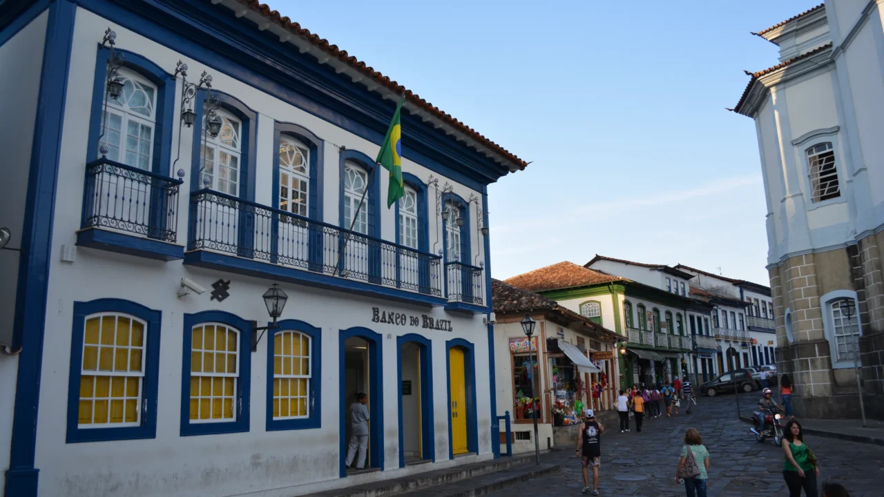 Mariana oferece história, cultura e paisagens mineiras // Créditos: Wikipedia / Wikimedia Commons