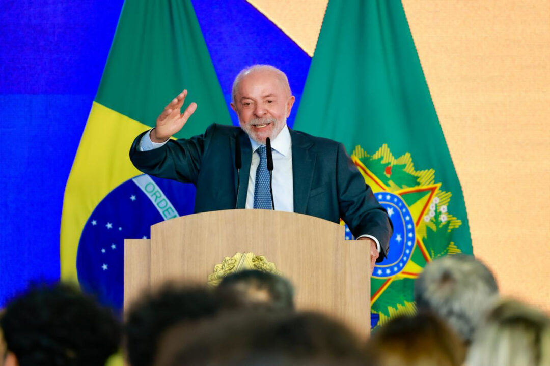 Campanha de Lula vai ao TSE questionar restrições impostas pela Meta
