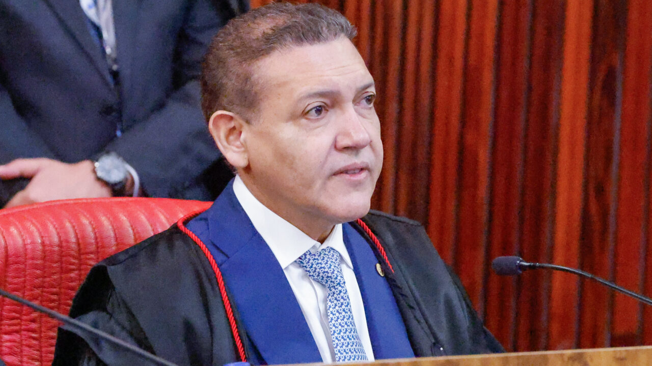 Nunes Marques aciona área técnica do TSE por grupo de Janones
