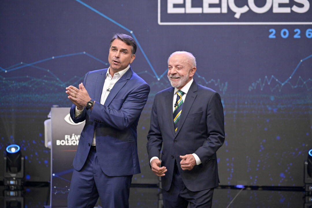 Flávio foi “ligeiramente superior” no debate, indica Quaest