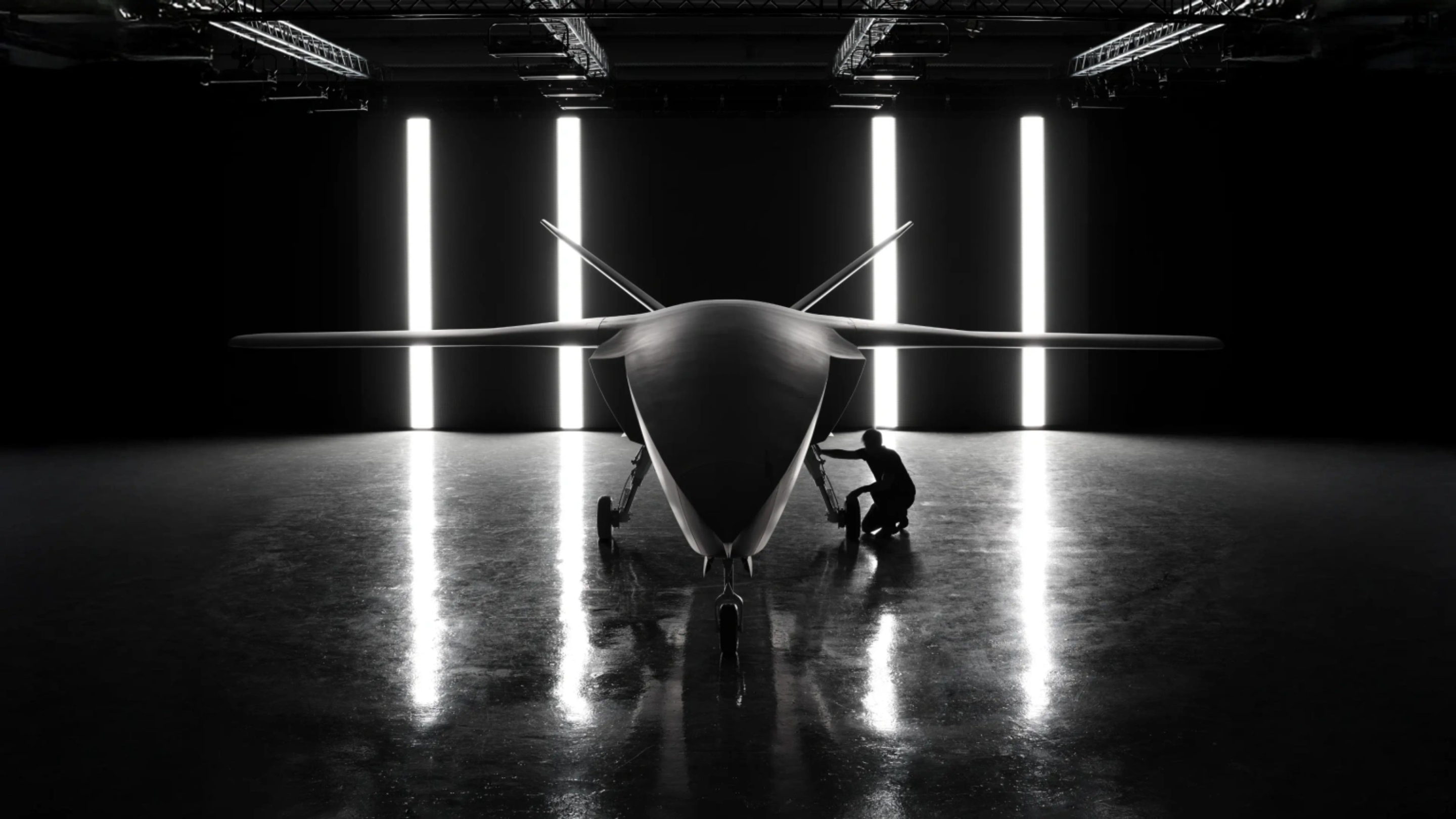 Aeronave de combate não tripulada CA-1 Europe de Helsing chega para fortalecer a Força Aérea