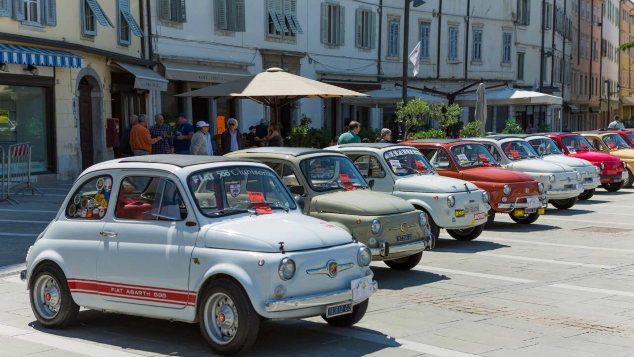 Aos 25 anos, Jacopo acumulou um legado único agora quer fazer todos se apaixonarem pelo lendário Fiat 500
