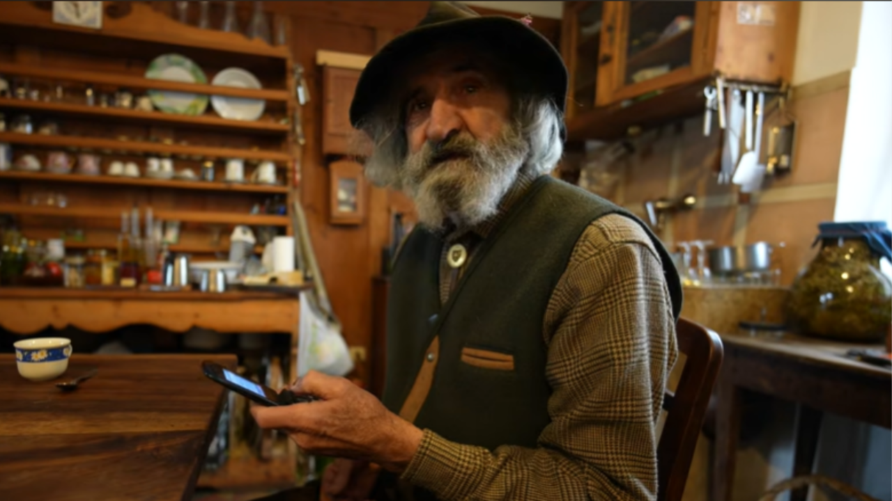 Aos 78 anos, Fero vive na floresta coletando plantas e quase não tem dinheiro: “Estou feliz com Muito pouco. Para mim, liberdade é decidir partir quando e quando Onde você quiser: é impagável”