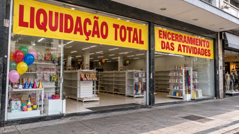 Após quase 40 anos, gigante do varejo anuncia encerramento da operação e queima de estoque em cerca de 700 unidades