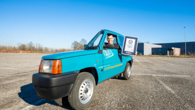 Carro mais estreito do mundo entra para o Guinness, o Livro dos Recordes; e sim, ele anda