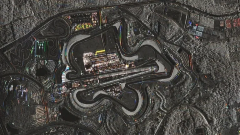 Da órbita terrestre O incrível registro do satélite ICEYE do circuito de Sepang no último dia do GP de F1 do Bahrein