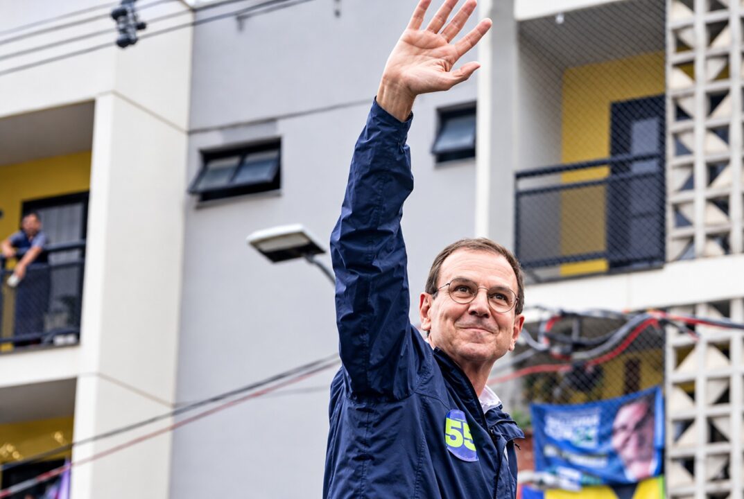 Crusoé: PSOL sai em defesa de Eduardo Paes no RJ