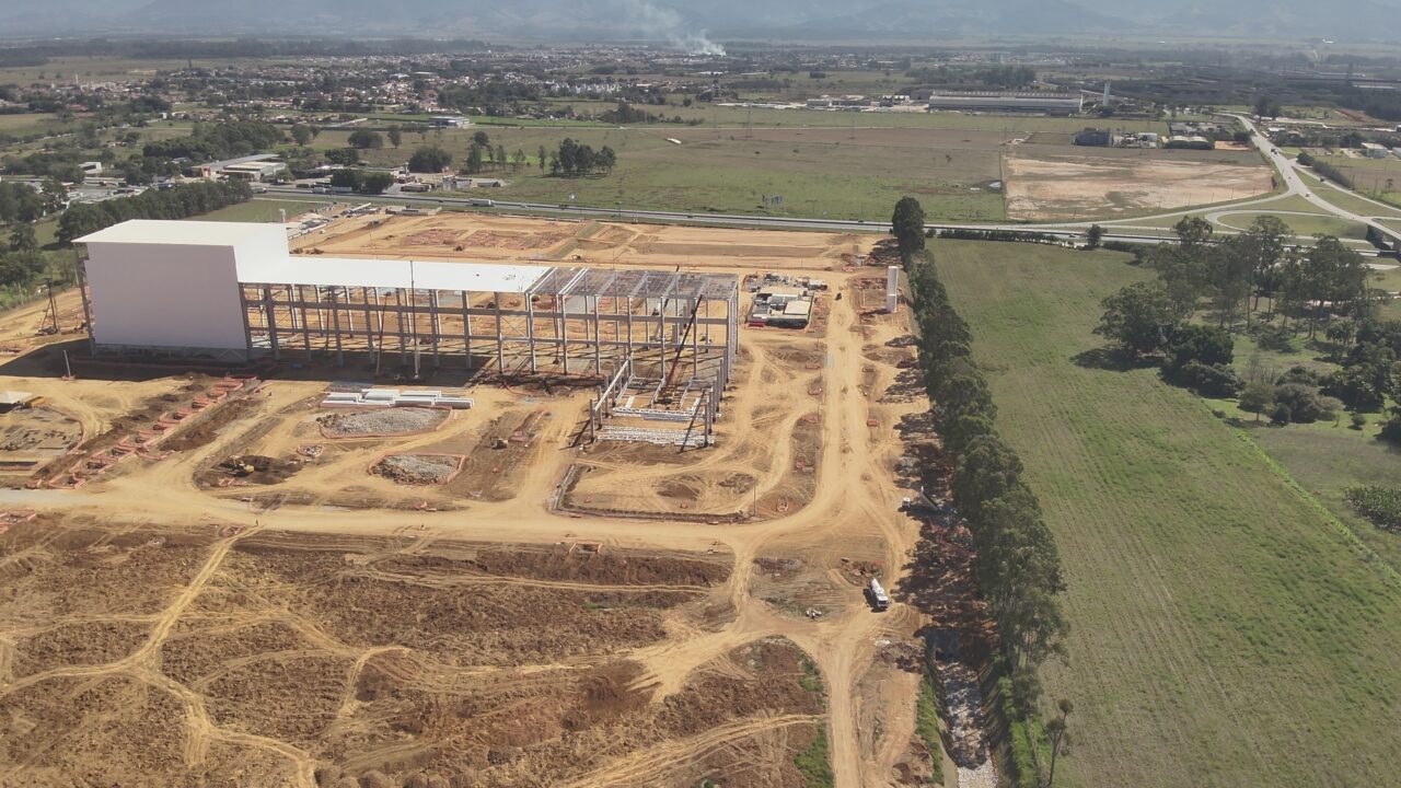 Multinacional investe R$ 1,4 bilhão em grande fábrica no interior de SP e prevê até 3 mil empregos