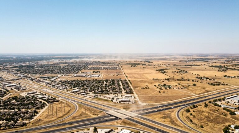 Uma área persistente de alta pressão manteve calor extremo sobre o centro-sul dos Estados Unidos