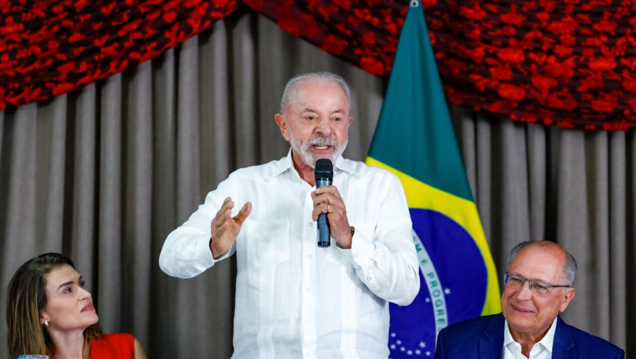 Crusoé: Em medida eleitoreira, Lula perdoa dívida dos MEIs
