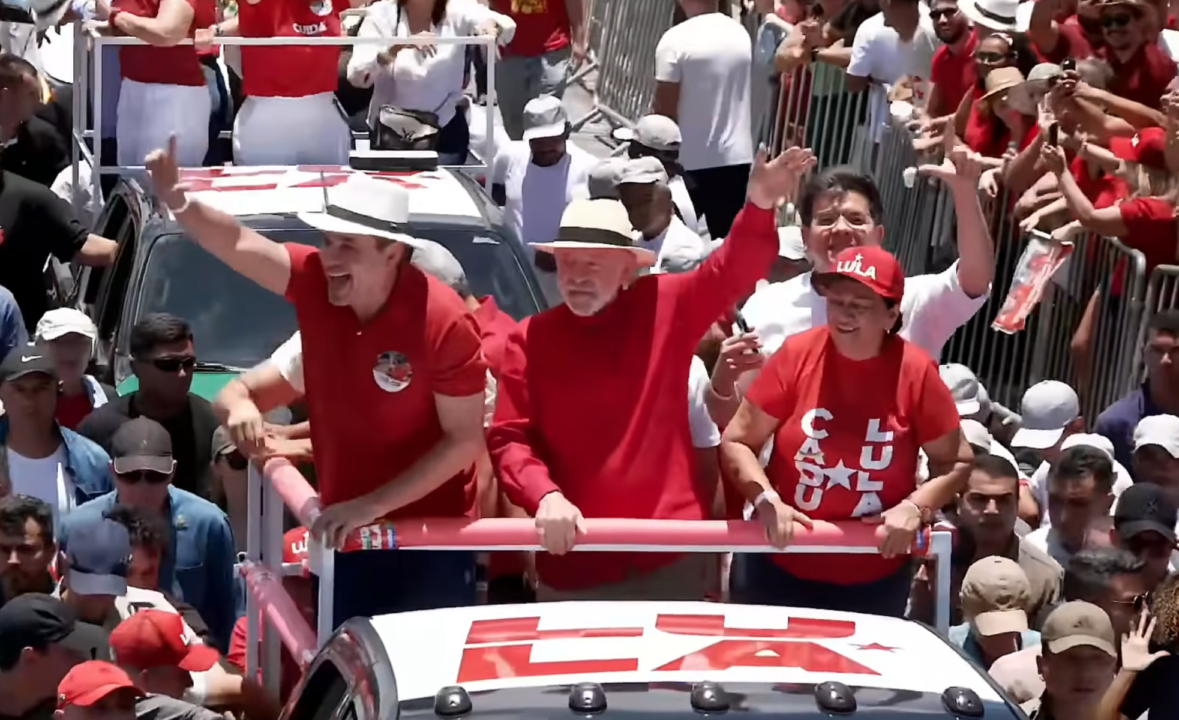 “Eles sempre cortam dos pobres”, diz Lula sobre plano de Flávio