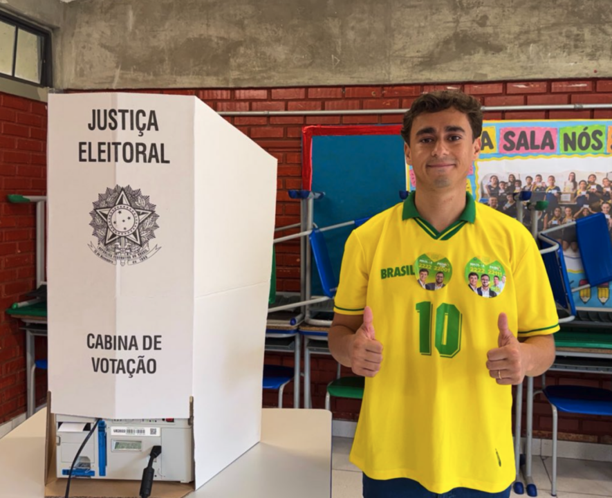 “Flávio vai tirar a gente do inferno”, diz Nikolas