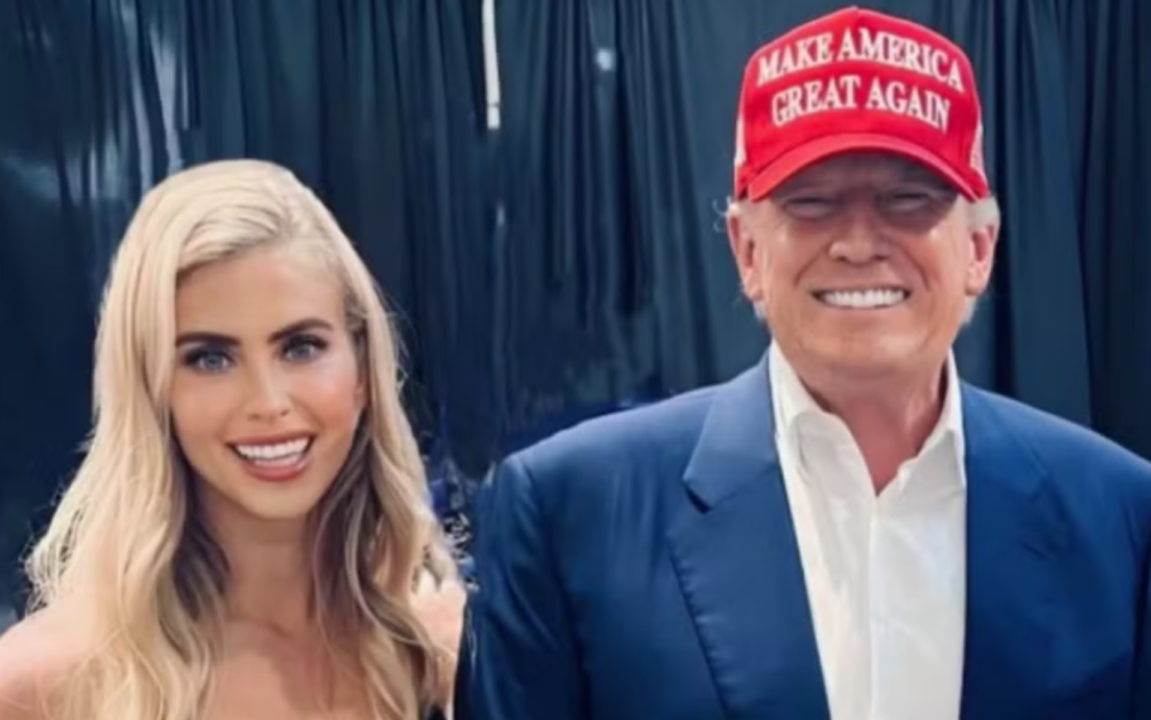 Trump nomeia Katie Zacharia porta-voz da Casa Branca