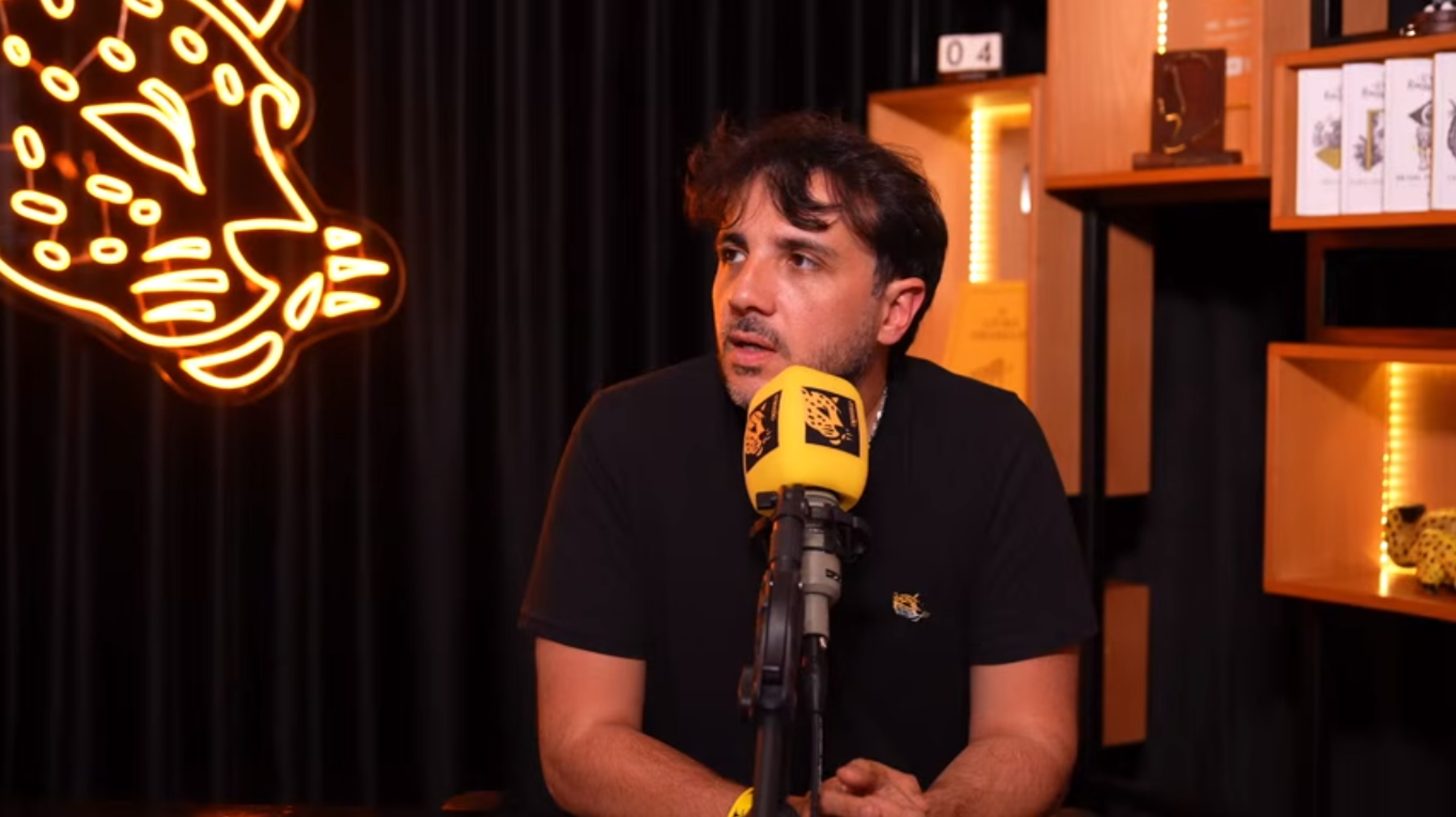 Renan confirma neutralidade no 2° turno e libera militância