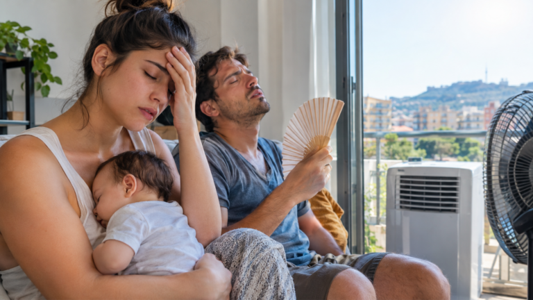 Vivenciamos uma situação insustentável com um bebê casal tem pedido recusados para instalação de um sistema de ar-condicionado