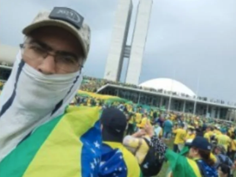 Moraes manda prender eletricista condenado pelo 8/1