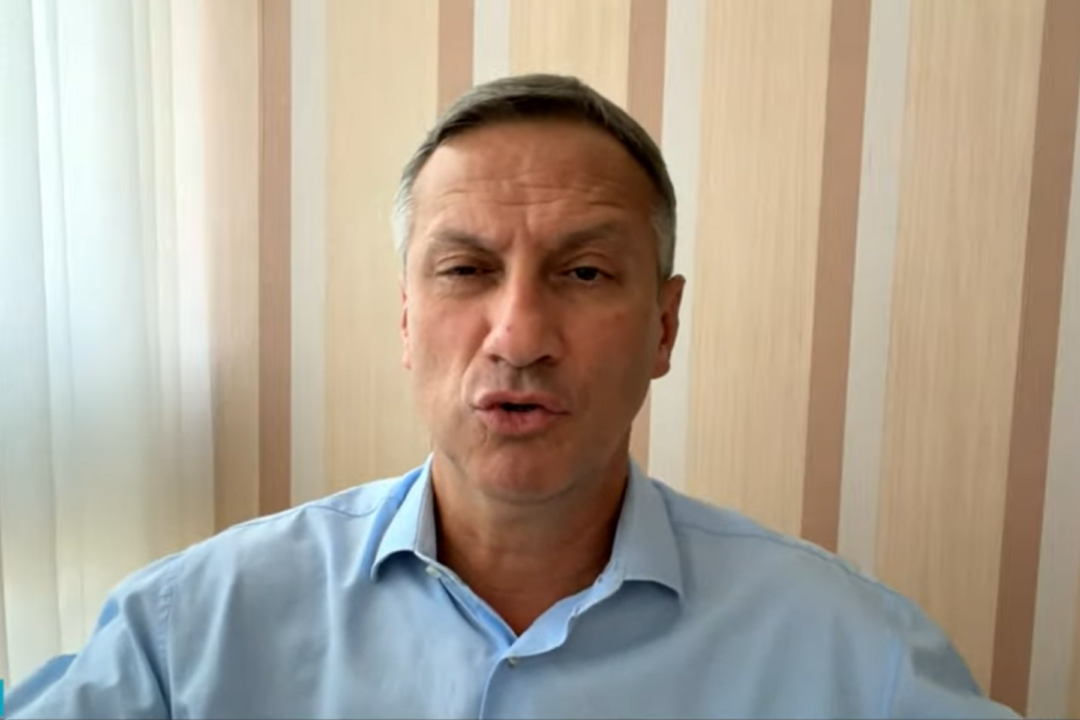 Flávio quer fim da reeleição já na próxima eleição, diz Sanderson