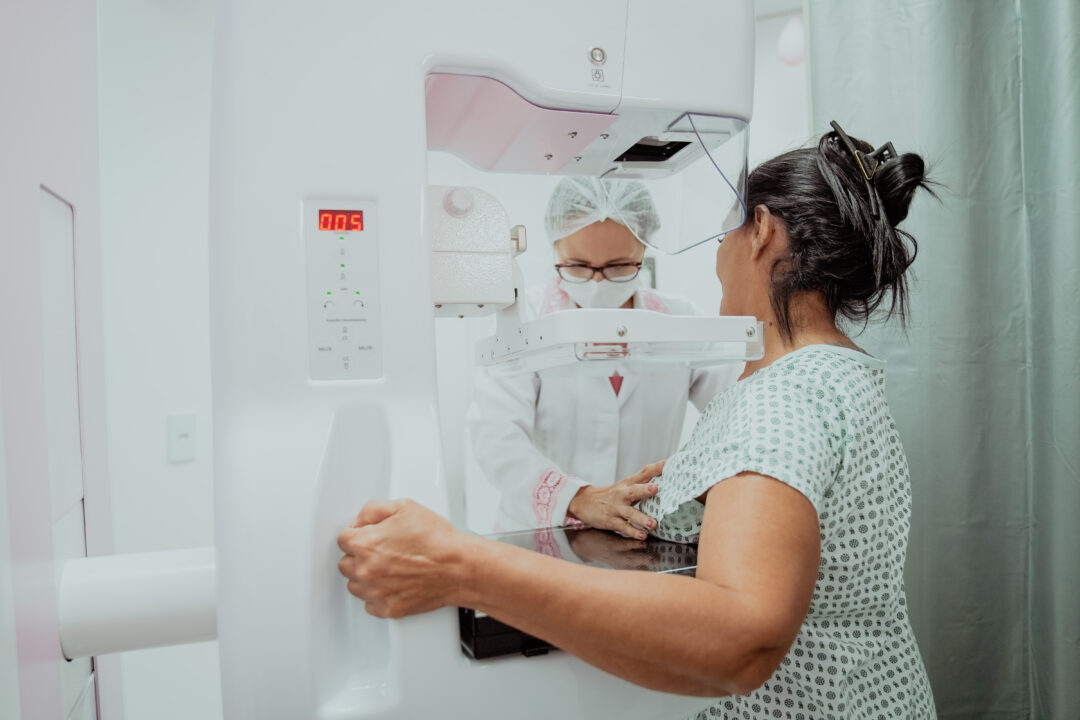 Fortaleza zera fila de mamografias e amplia ações voltadas à saúde das mulheres na rede municipal